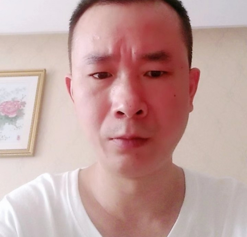 自由飞翔的第一张照片--大邑残疾人相亲网